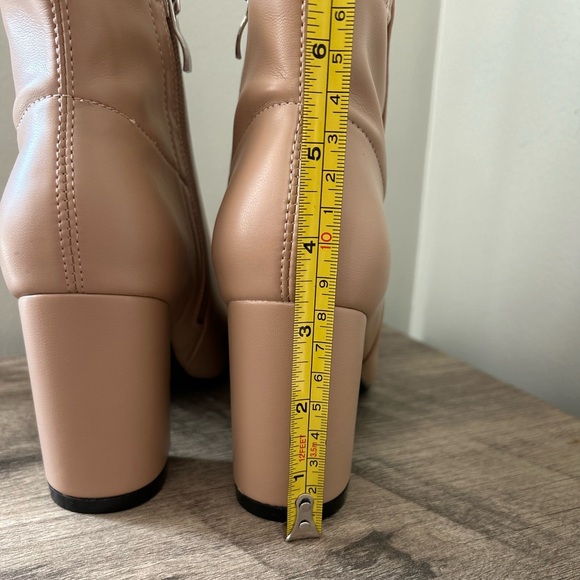 MIA Carla Nude Bootie - 6.5 - Picture 5 of 11